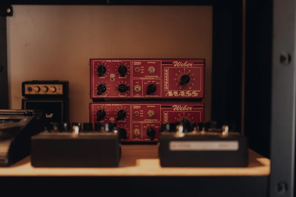 Professional Weber bass amplifier heads displayed in Limusic residential recording studio's live room, southern France