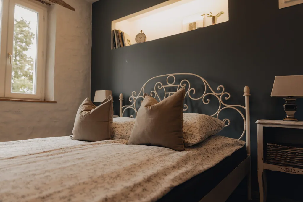 A comfy bed at Limusic Residential Recording Studio
